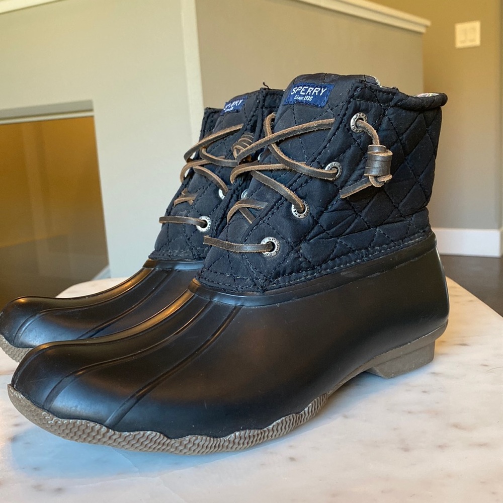 Sperry Duck Boot Women’s Size 8